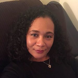 Meet your Posher, Elizabeth